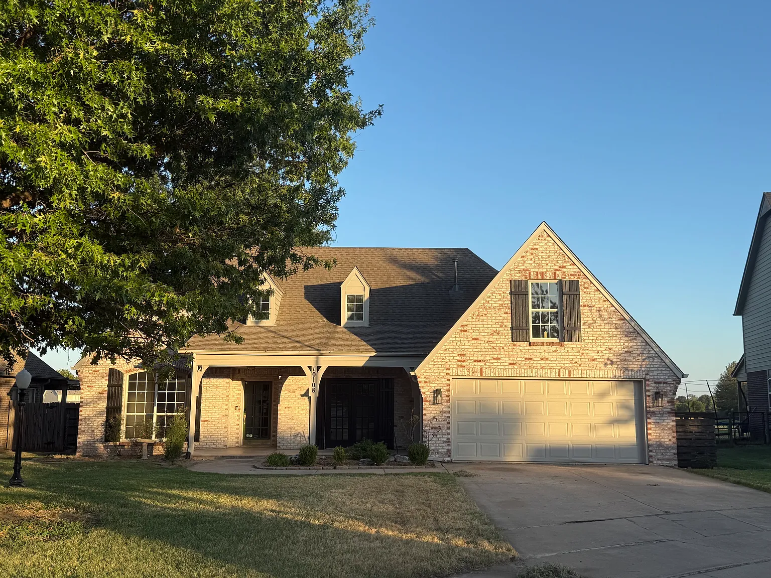 3 bed, 3031 sqft, $2,665 — Photo 2