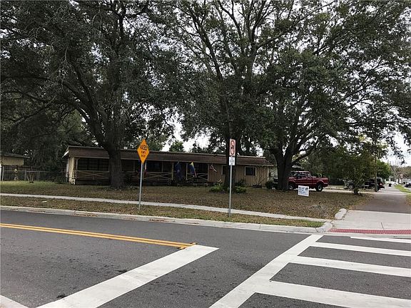 2nd image of 2400 Chelsea St