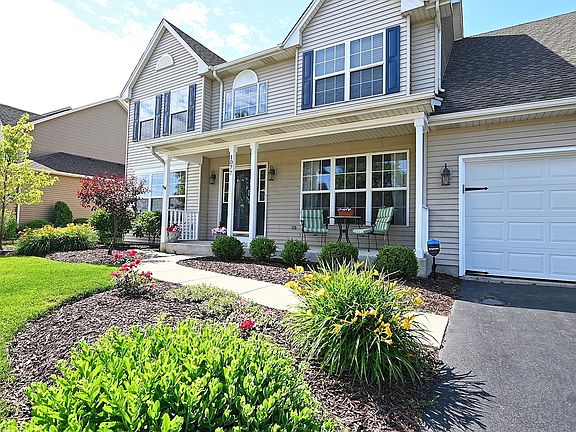 3rd image of 1077 Sonoma Ln