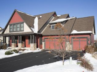 559 Caylin Ct, Eagan, MN 55123