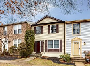 7899 Tyson Oaks Cir, Vienna, VA 22182