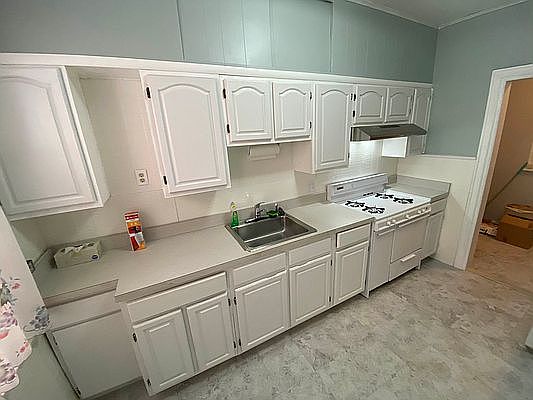 5th image of 61-18 Broadway #1B