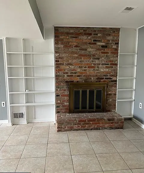 7001 Blue Bird Ct — Photo 29