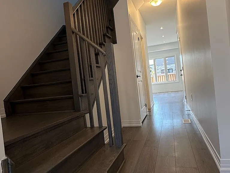 141 Turnberry Ln — Photo 6