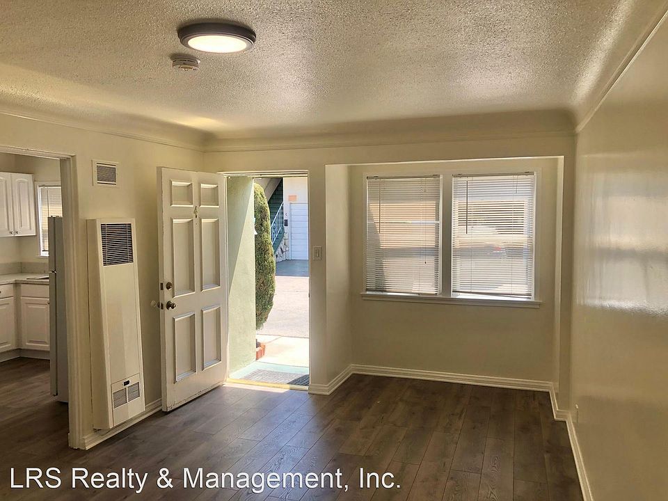 1st image of 1320 Pico Blvd Unit 1326-3