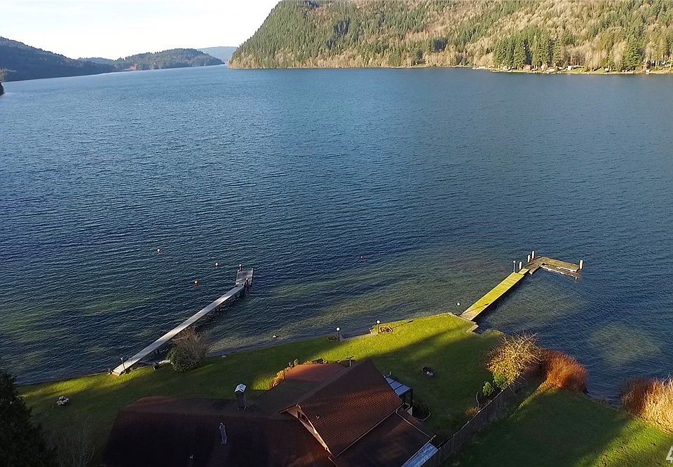 1st image of 3862 S Bay Dr
