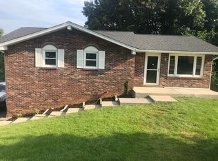208 Ashley Dr, Bristol, VA 24201