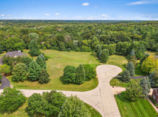 4315 S Heritage Hills Rd, Prairie Grove, IL 60012