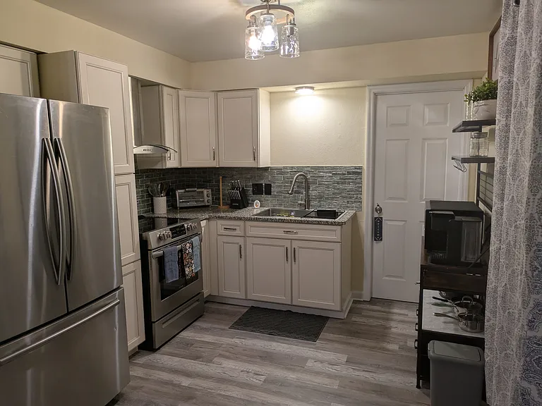8212 Troxler Dr — Photo 1