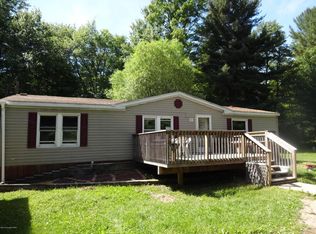 14 Shot Gun Trl, Thornhurst, PA 18424