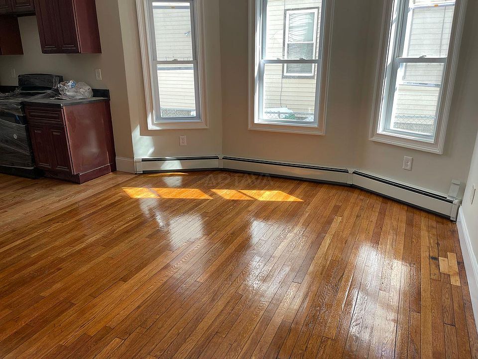 1st image of 65 Eastman St #65