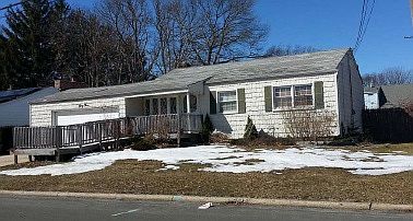 2nd image of 33 Dollard Dr