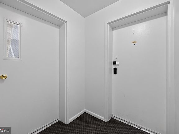 3rd image of 4000 Gypsy Ln #618F2