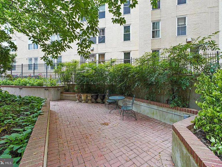 1441 Rhode Is #808 — Photo 42