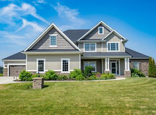2970 Laurel Springs Dr, Fort Wayne, IN 46814