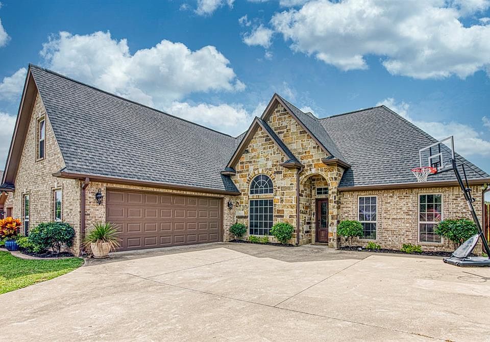 1st image of 18866 Elderberry Ct