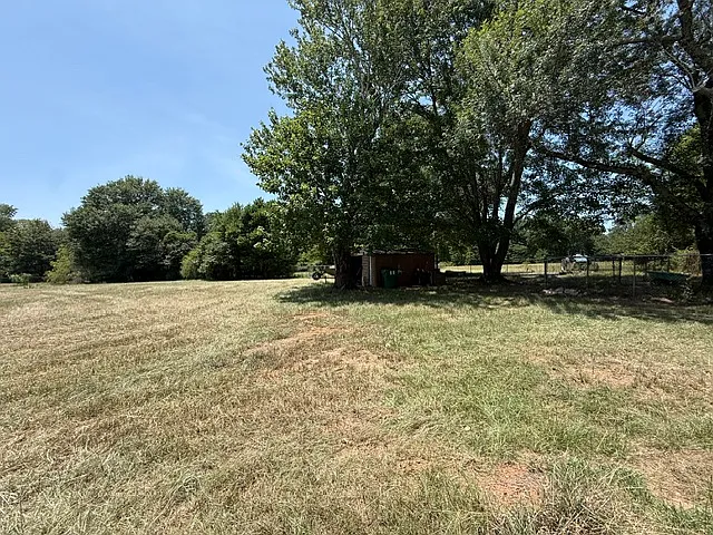 2909 FM 1844 — Photo 18