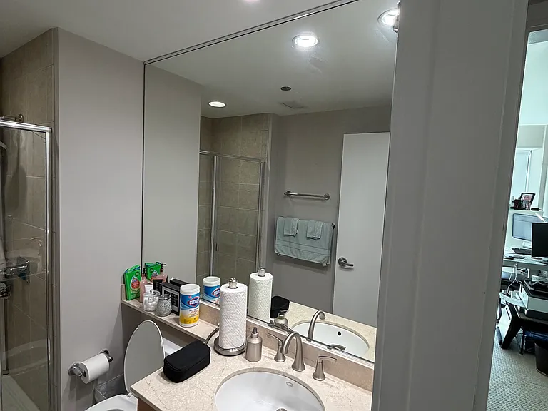 130 N Garland Ct #1906 — Photo 14