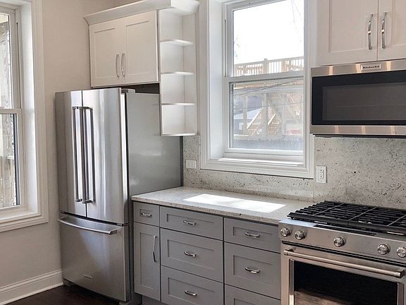 5th image of 5423 N Ashland Ave