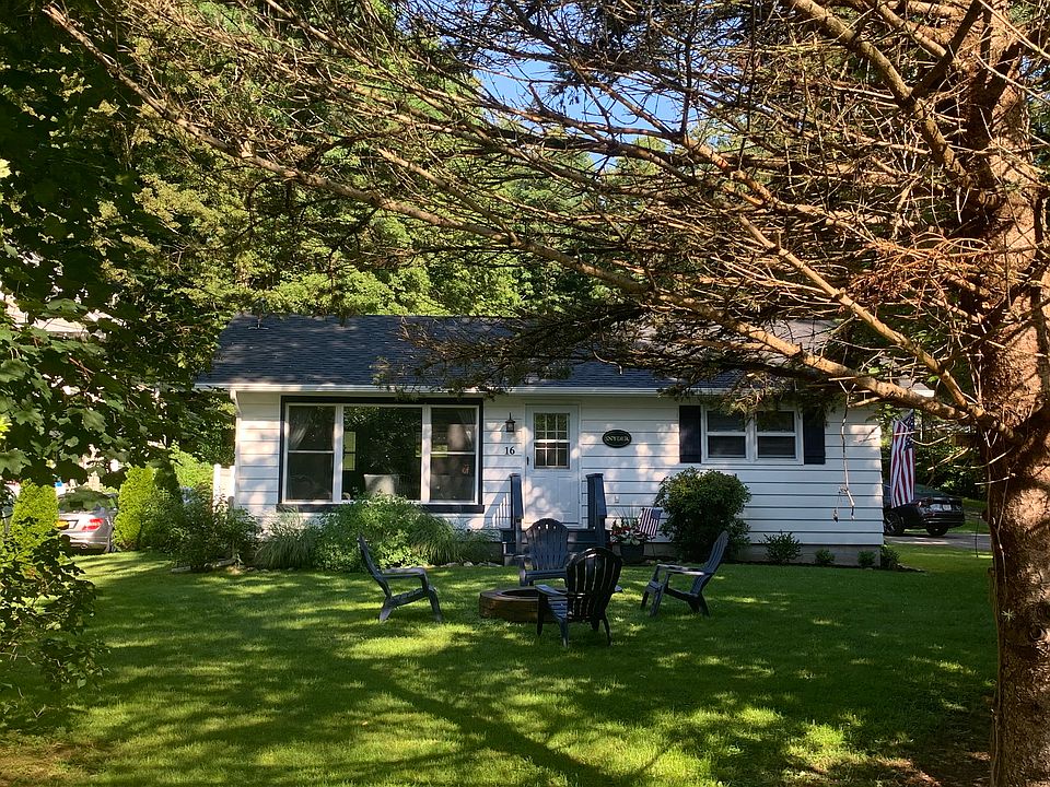 Ranch Style Dwelling with large yard