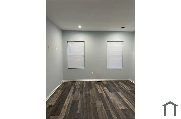Building Photo - 1526 Druid Hill Ave #1