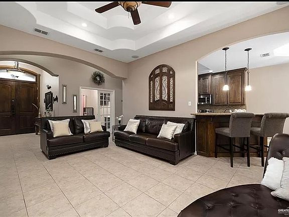 2nd image of 3601 Timberwood Dr