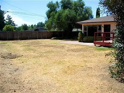 606 Nottingham Way — Photo 11
