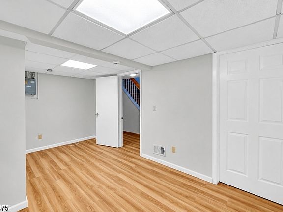 4th image of 48 Ellen Heath Dr #48