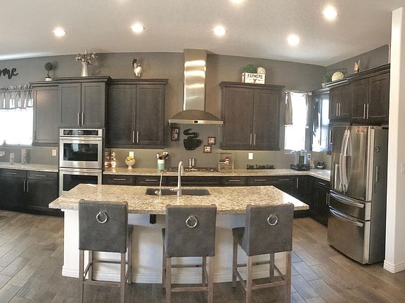 3rd image of 3041 E Indigo Ct