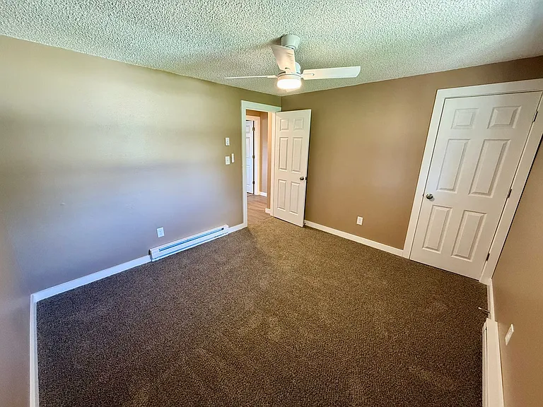 3617-3623 Butternut Dr — Photo 20