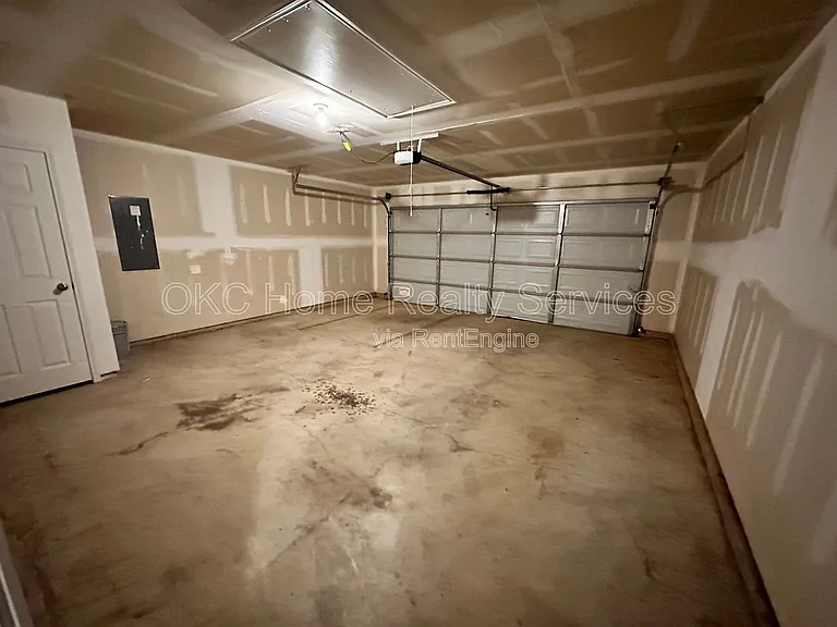 9913 Rattlesnake Ln — Photo 27