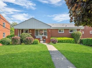 429 Macassar Dr, Pittsburgh, PA 15236