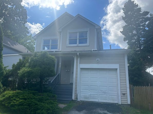 121 Cottage St