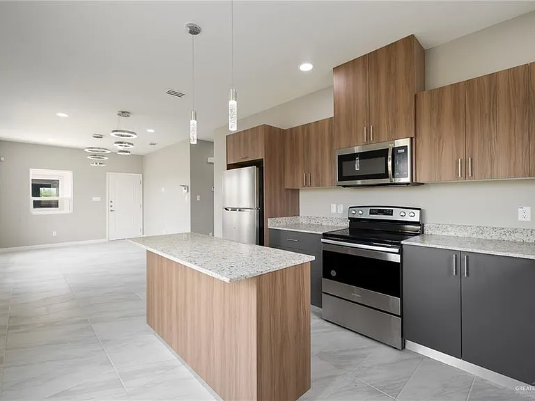 3912 Las Vistas Ln #1 — Photo 14