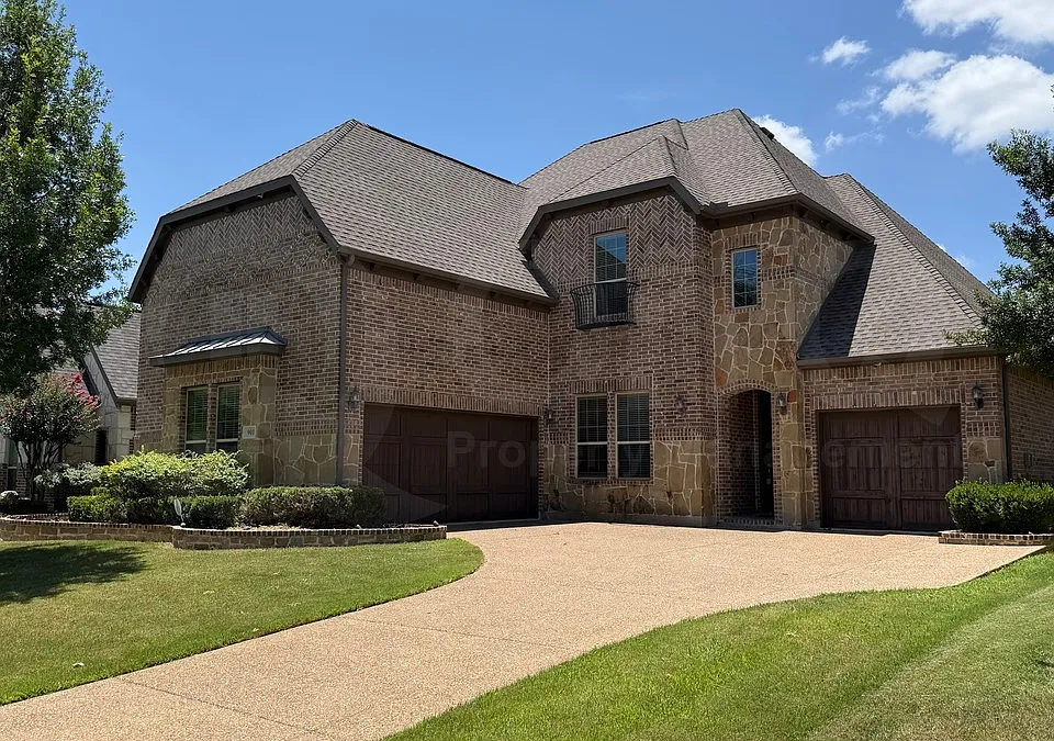 901 Colby Dr