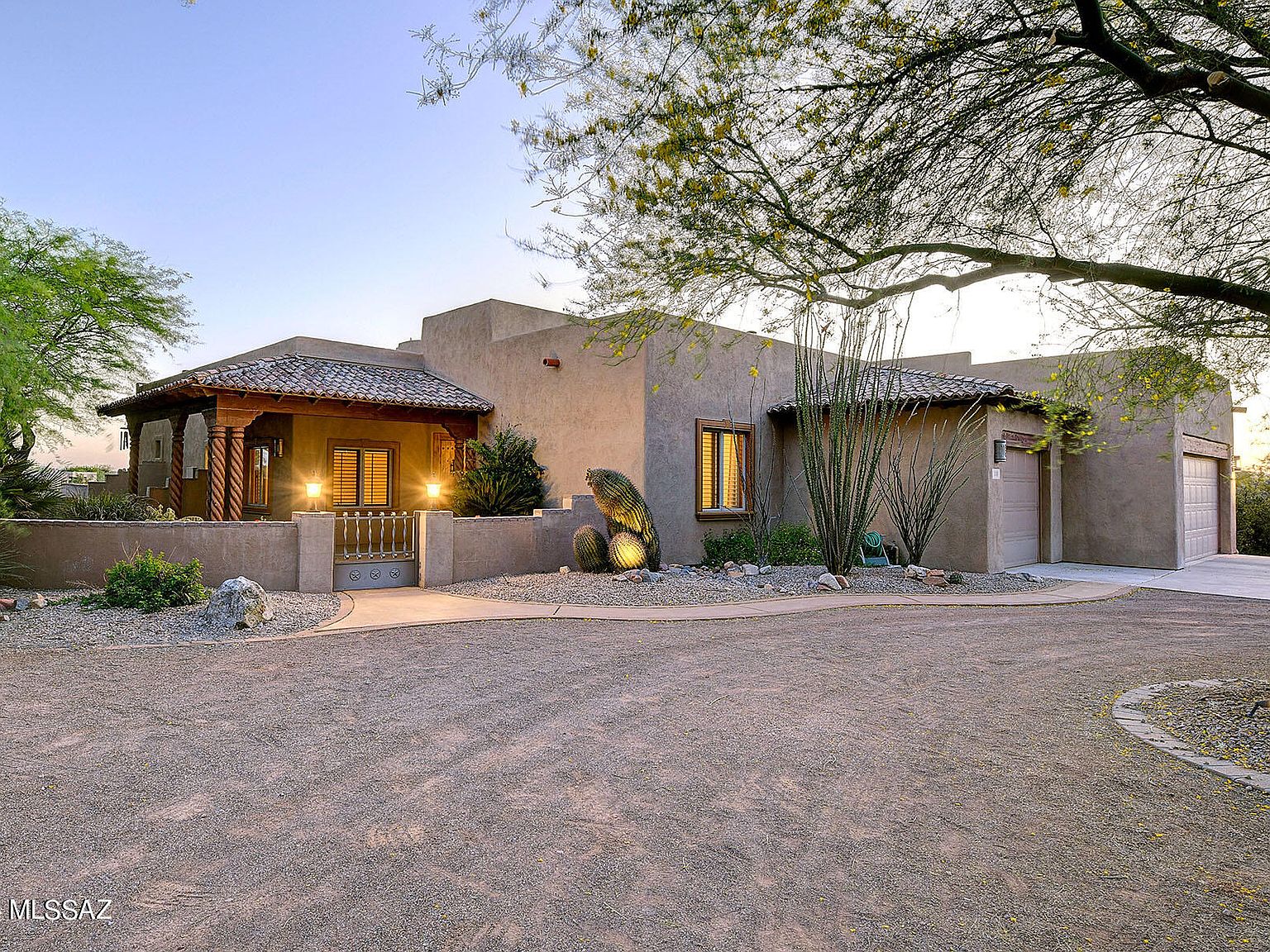 886 S Old Baldy Ct, Green Valley, AZ 85614 | Zillow