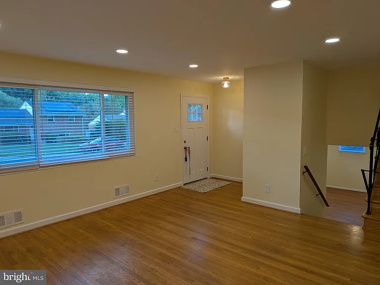 4808 Mori Dr — Photo 2