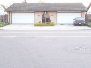 2326 W Elm St, Lodi, CA 95242