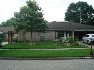 5823 Sunnygate Dr, Spring, TX 77373