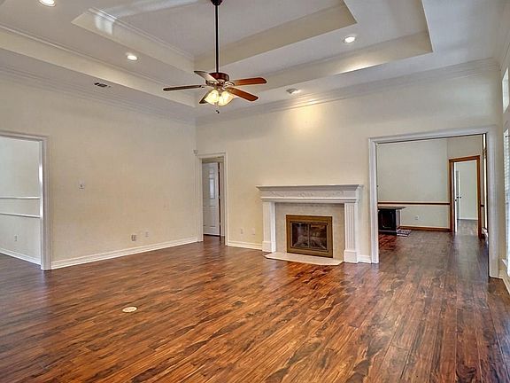 2nd image of 1120 Parkrow Pl