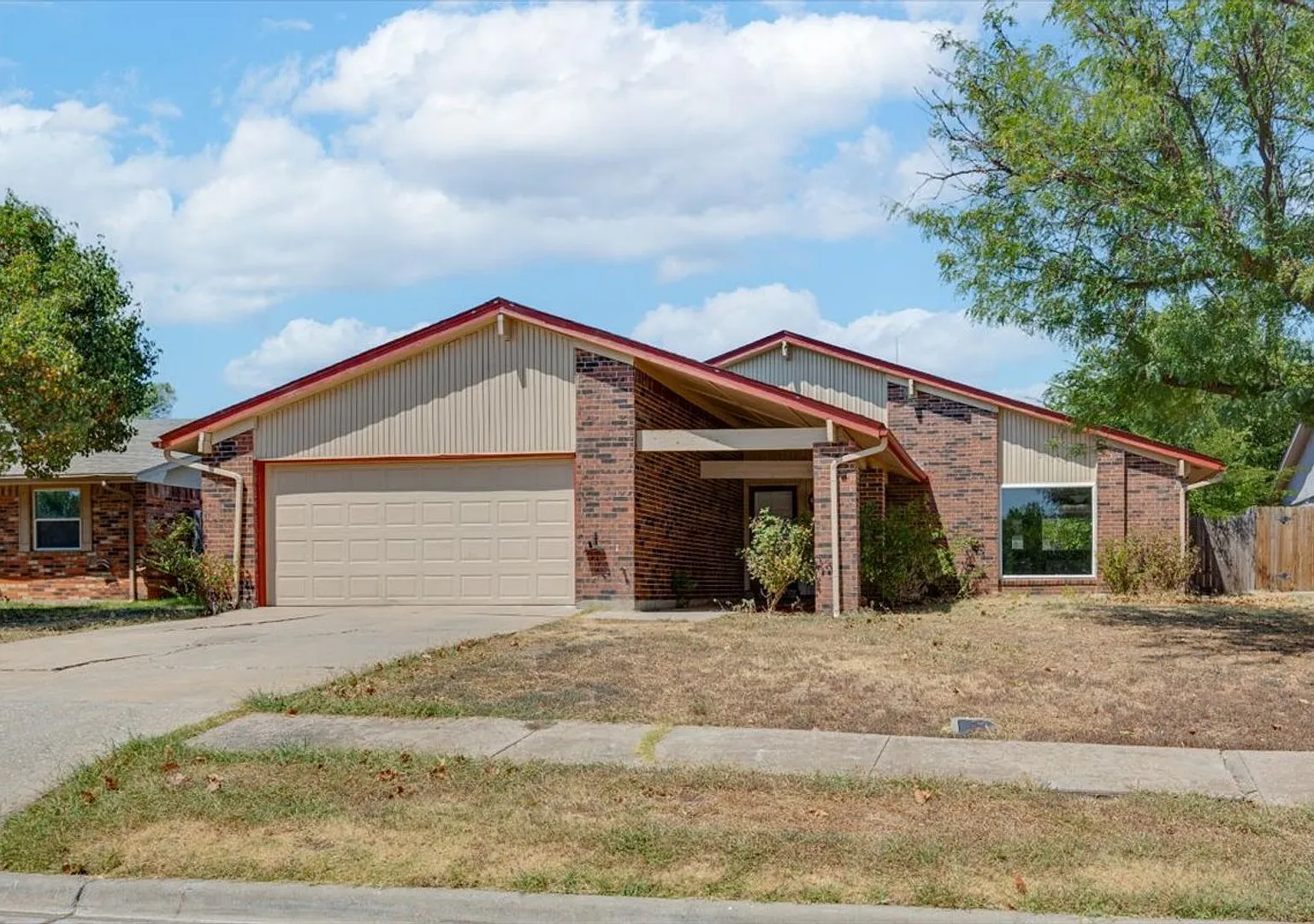 6815 Sw Fenwick- Coming Soon! — Photo 1