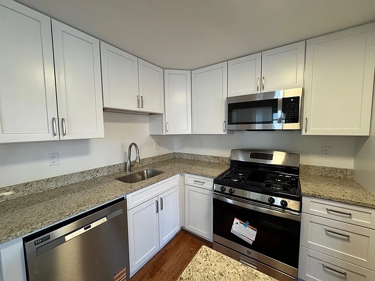 356 Somerville Ave — Photo 1
