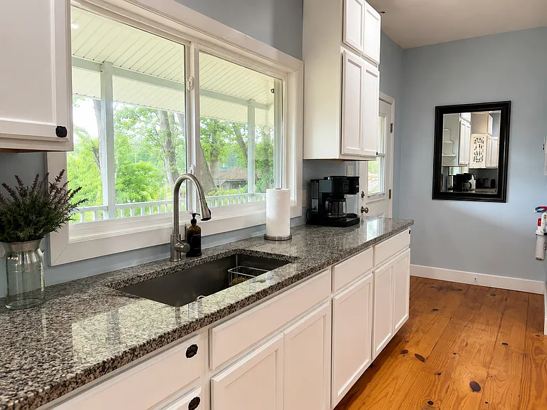 107 S Lake Dr — Photo 14