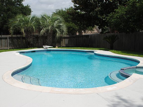 3rd image of 7203 Bethany Bay Dr