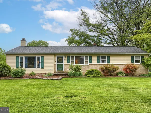 4005 Sullivan St, Mechanicsburg, PA 17050