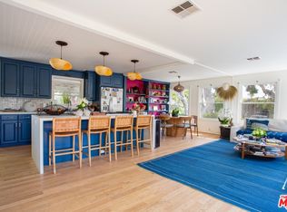 221 Paradise Cove Rd, Malibu, CA 90265