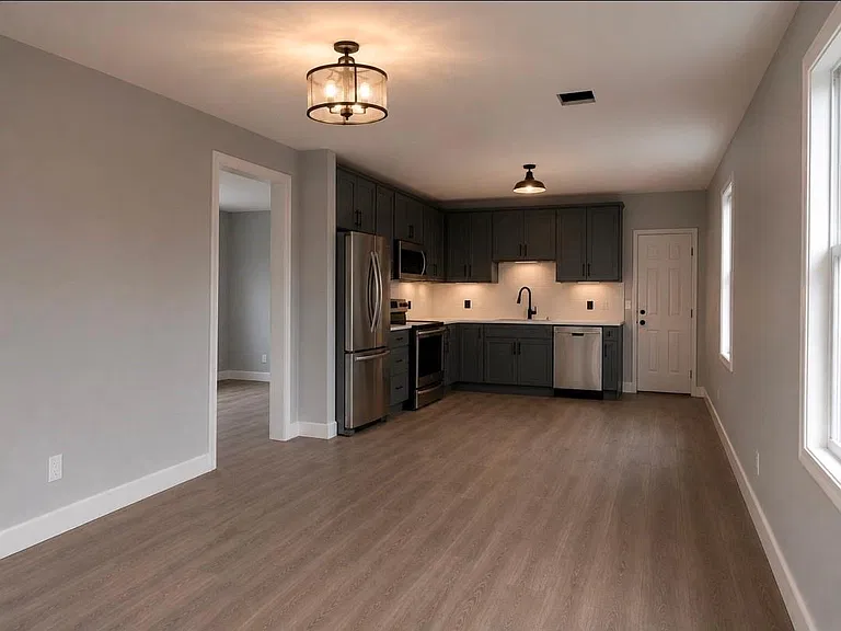 4808 Lingonberry St — Photo 2