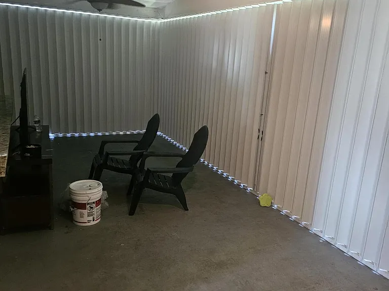 301 SW Violet Ave — Photo 21