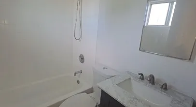 2562 Traction Ave #8 — Photo 5