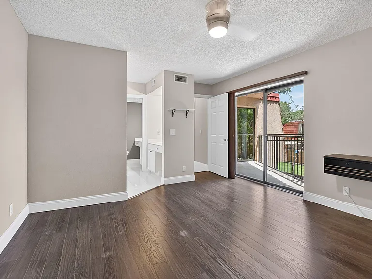 8099 Severn Dr #D — Photo 28